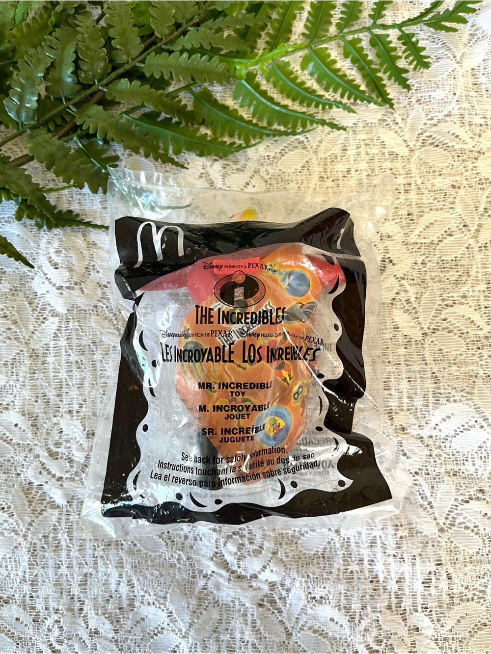 New Sealed 2004 McDonald’s x Disney Pixar Mr Incredibles Toy